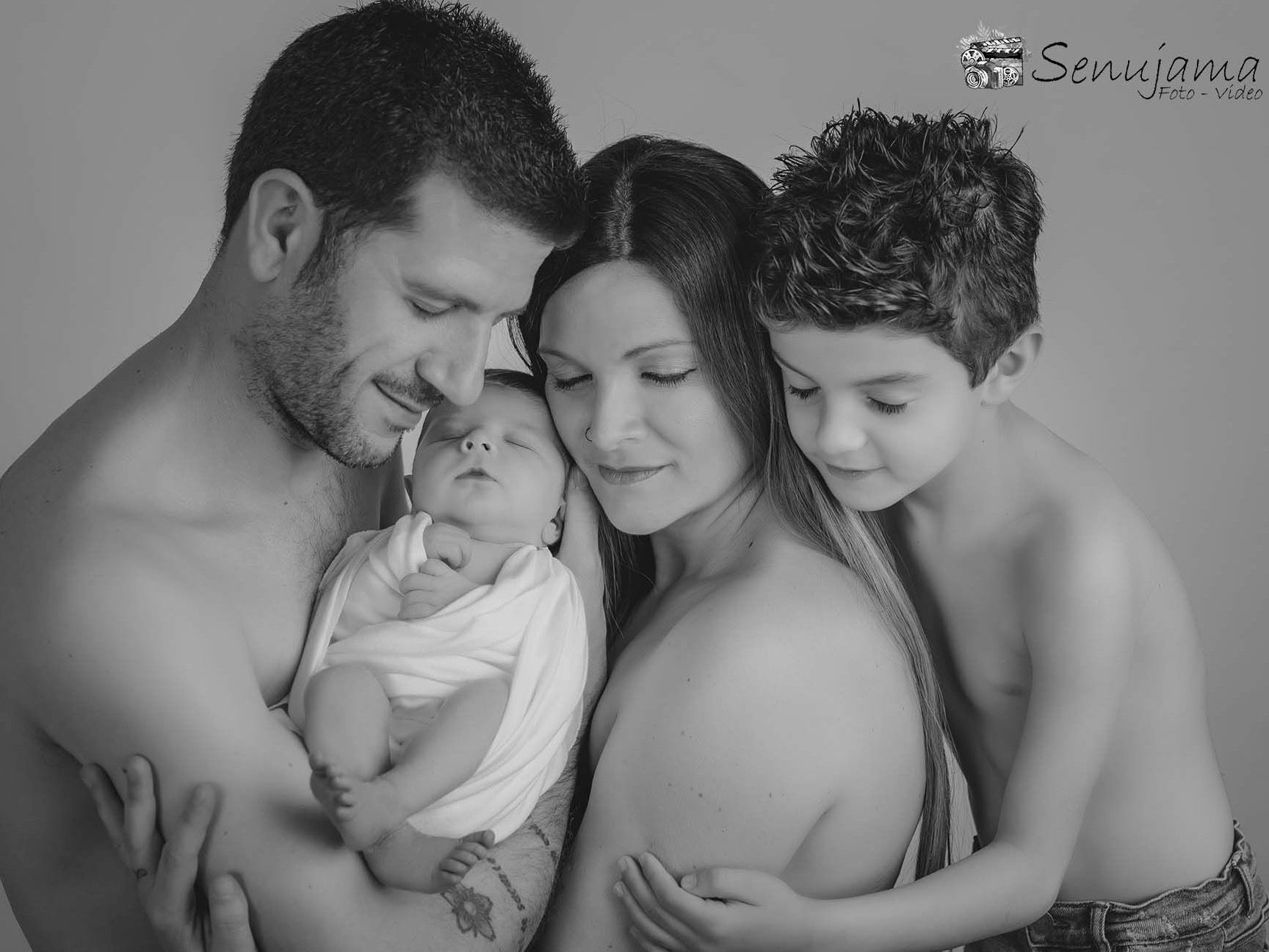 Senujama Foto-Video - fotografia-newborn-huelva2.jpg